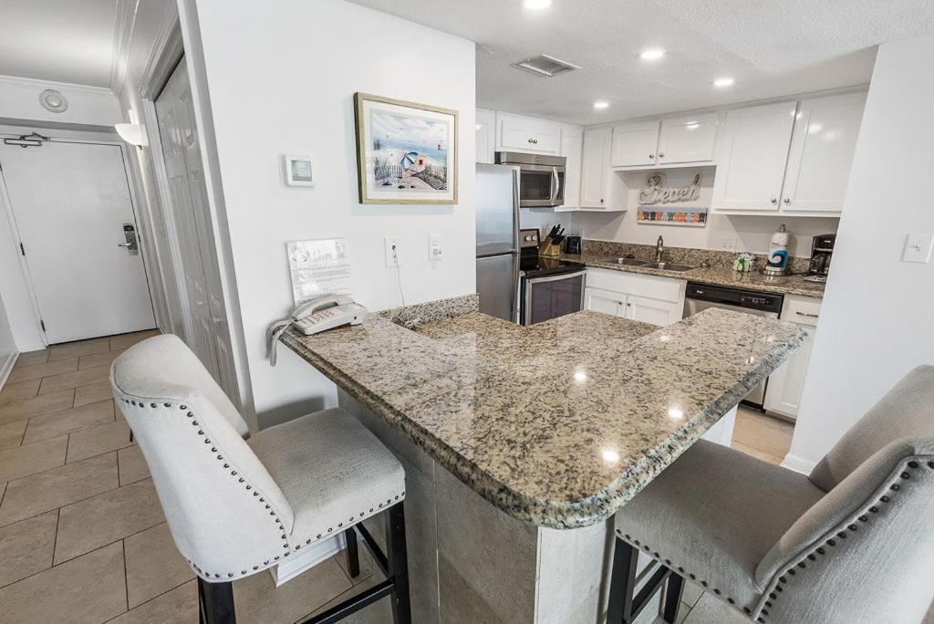 Island Winds East: Beachfront Condo with Million Dollar Views Gulf Shores Exterior photo