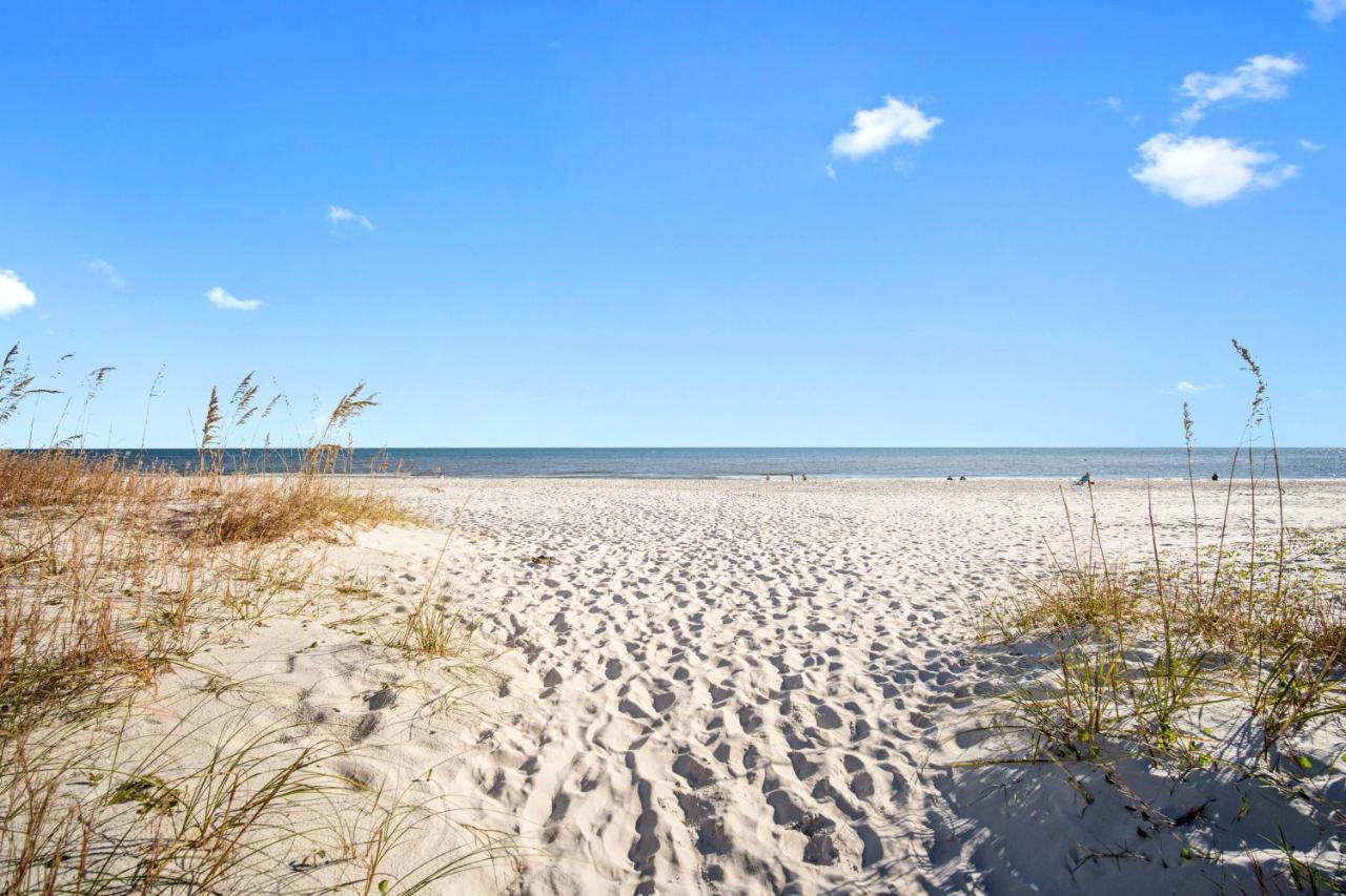 Island Winds East: Beachfront Condo with Million Dollar Views Gulf Shores Exterior photo